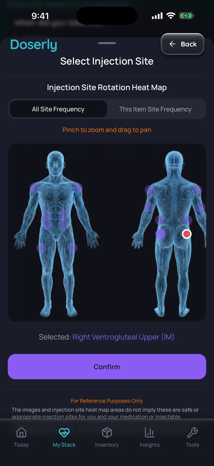 Écran de sélection du site d’injection de Doserly (interface en anglais) pour une injection d’exemple d’undécanoate de testostérone, avec les silhouettes avant et arrière du corps, une carte thermique de rotation et le site sélectionné, partie supérieure ventroglutéale droite (IM), données d’exemple.